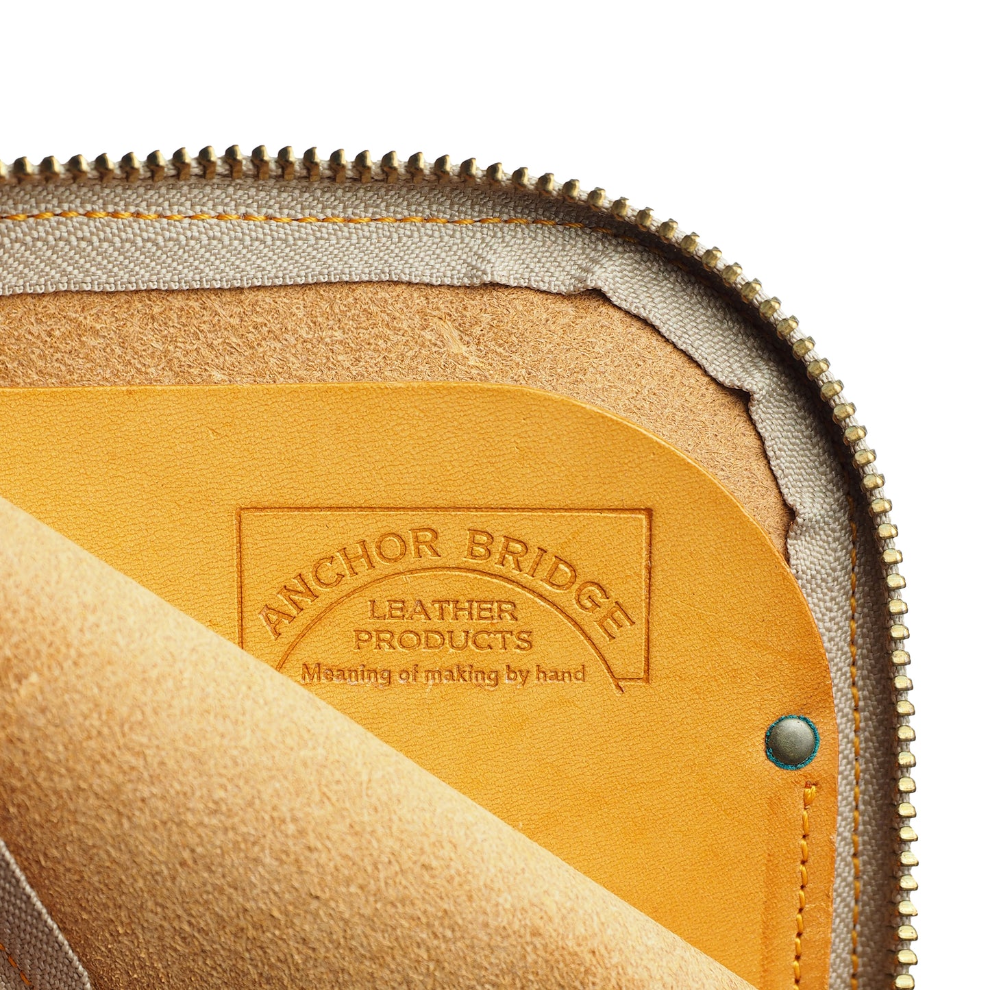 Short Zip Wallet | Waxed Leather